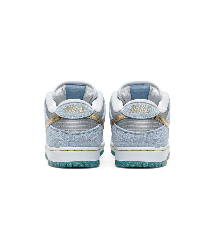 Nike Nike Dunk Low SB x Sean Cliver 'Holiday Special' - Shoe size: UK 7 Sneakers | Shop From The Mirage