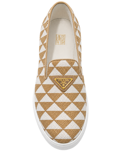 Embroidered fabric slip-on shoes