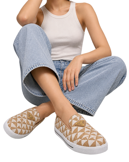 Embroidered fabric slip-on shoes