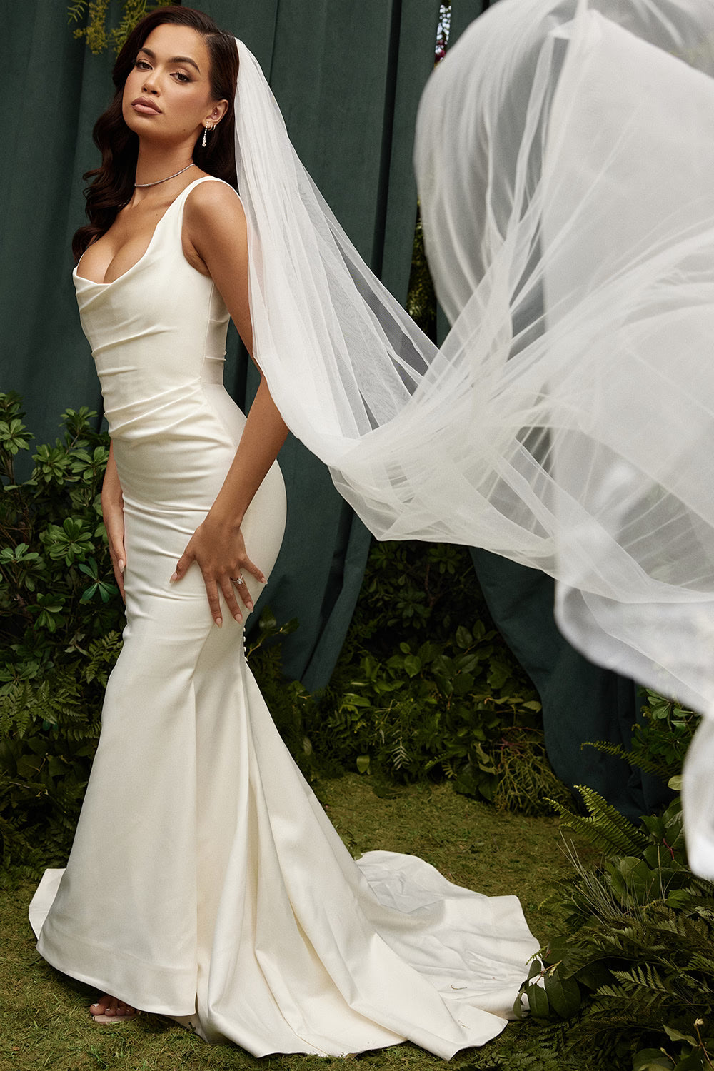 Leone white ultra long soft tulle veil
