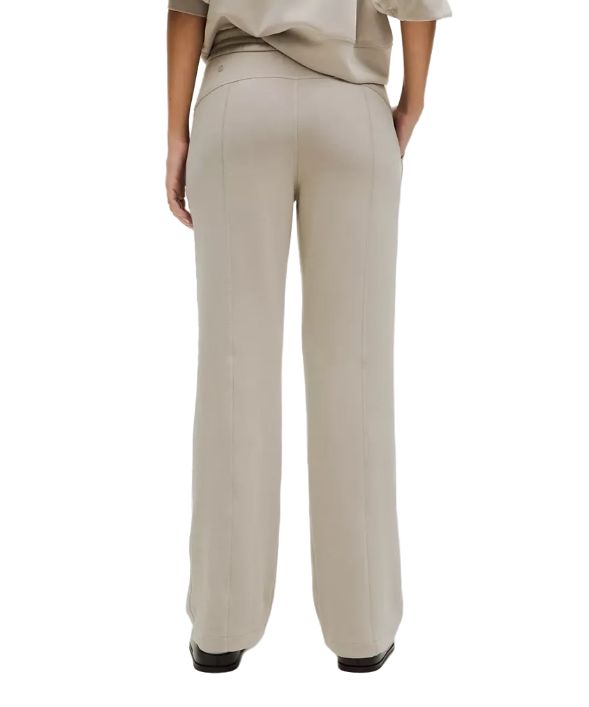 Lululemon Softstreme High-Rise Pant Short Riverstone