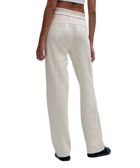 Lululemon Softstreme High-Rise Pant Short Bone