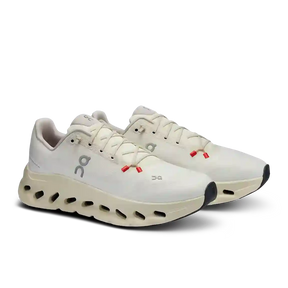 Cloud Tilt Sand Cream On Running