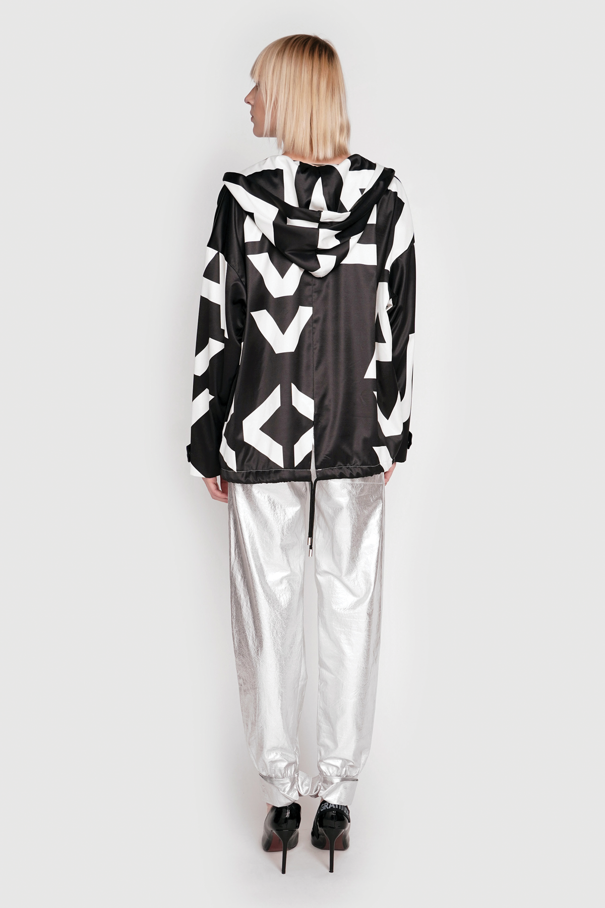 METALLIC TRACK PANTS