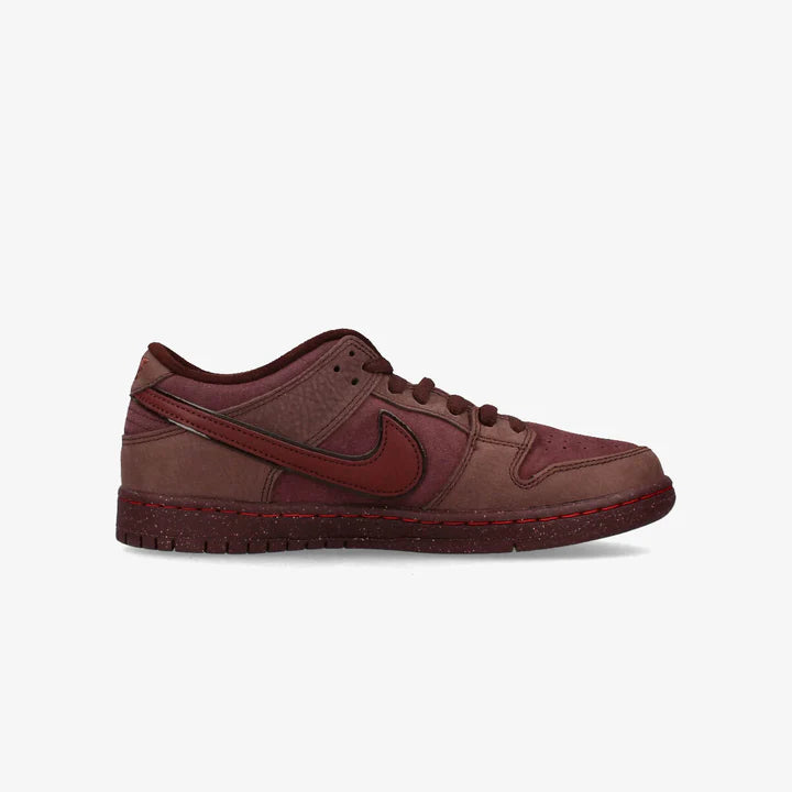 Nike Nike Dunk Low SB 'City of Love - Burgundy Crush' - Shoe size: UK 7 Sneakers | Shop From The Mirage