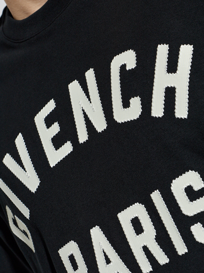 Givenchy Paris Logo Embroidered T-Shirt in Black