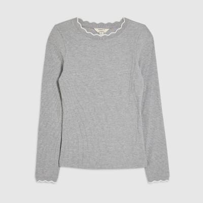Grey Long Sleeve Scallop Trim Top