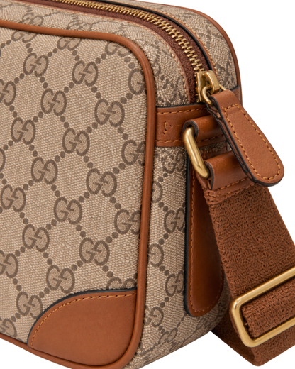 Gucci medium Emblem GG Supreme messenger bag