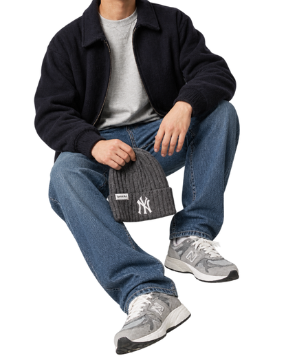 Heritage Yankees Serif Cashmere Beanie - Dark Grey/White