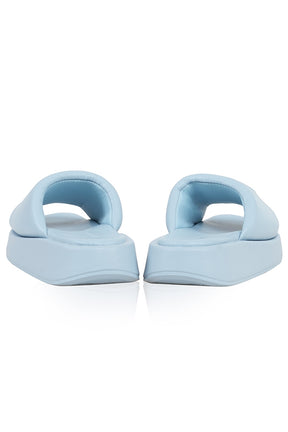 Hocb sky blue sliders