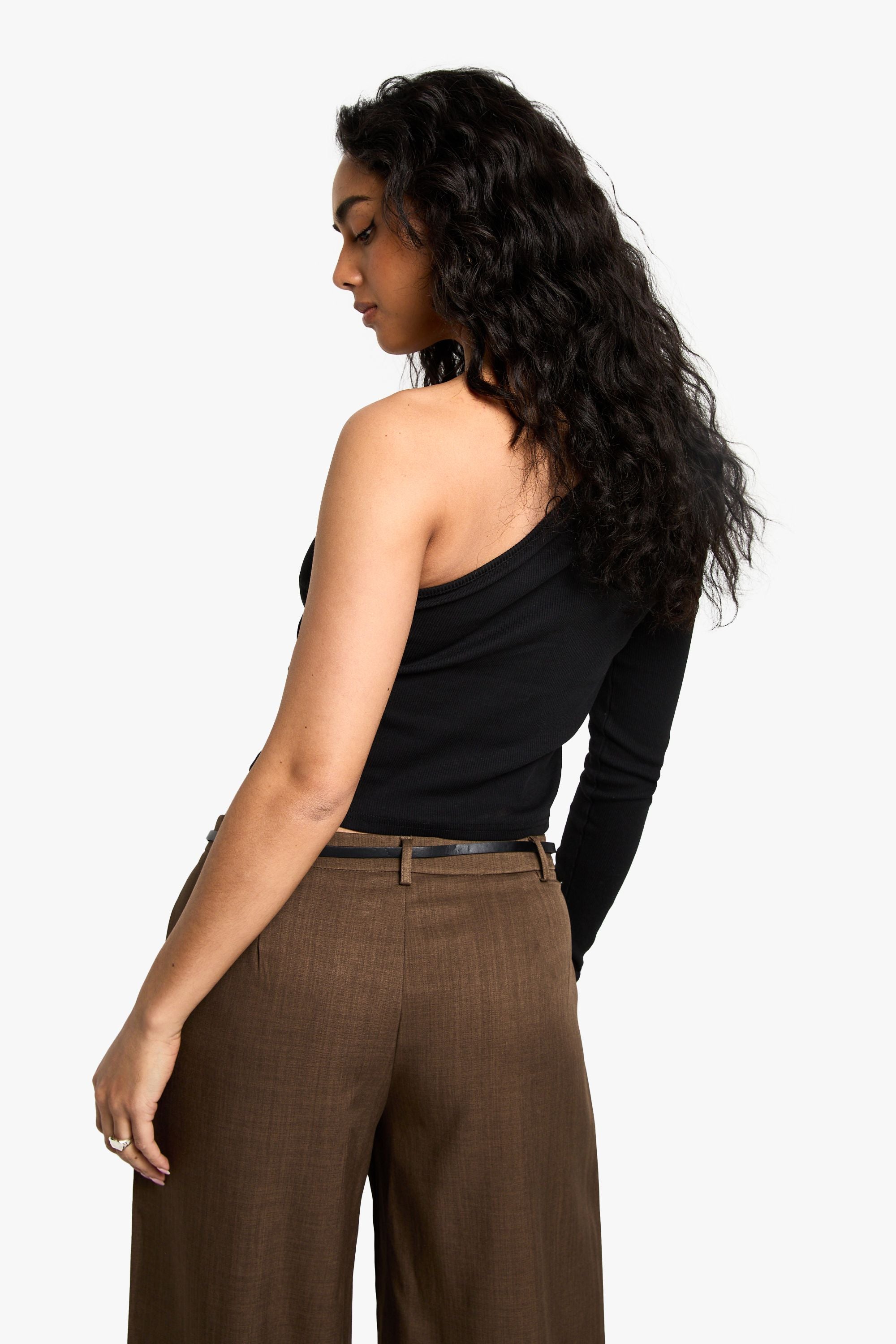 Basic One Shoulder Top