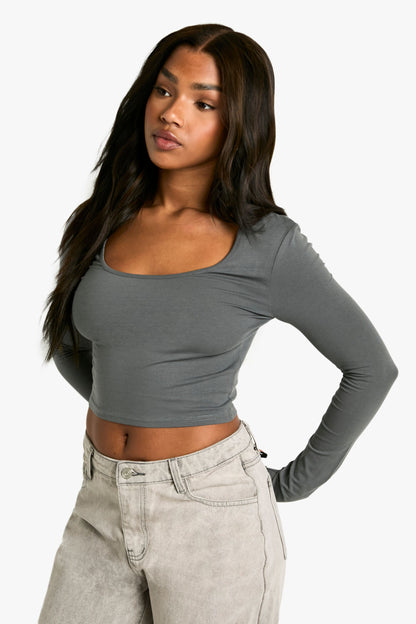 Basic Scoop Neck Long Sleeve Top