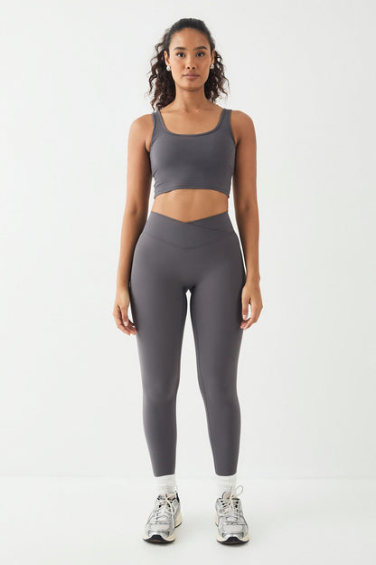 DSGN Studio Ultra sculpt Padded Sports Bra