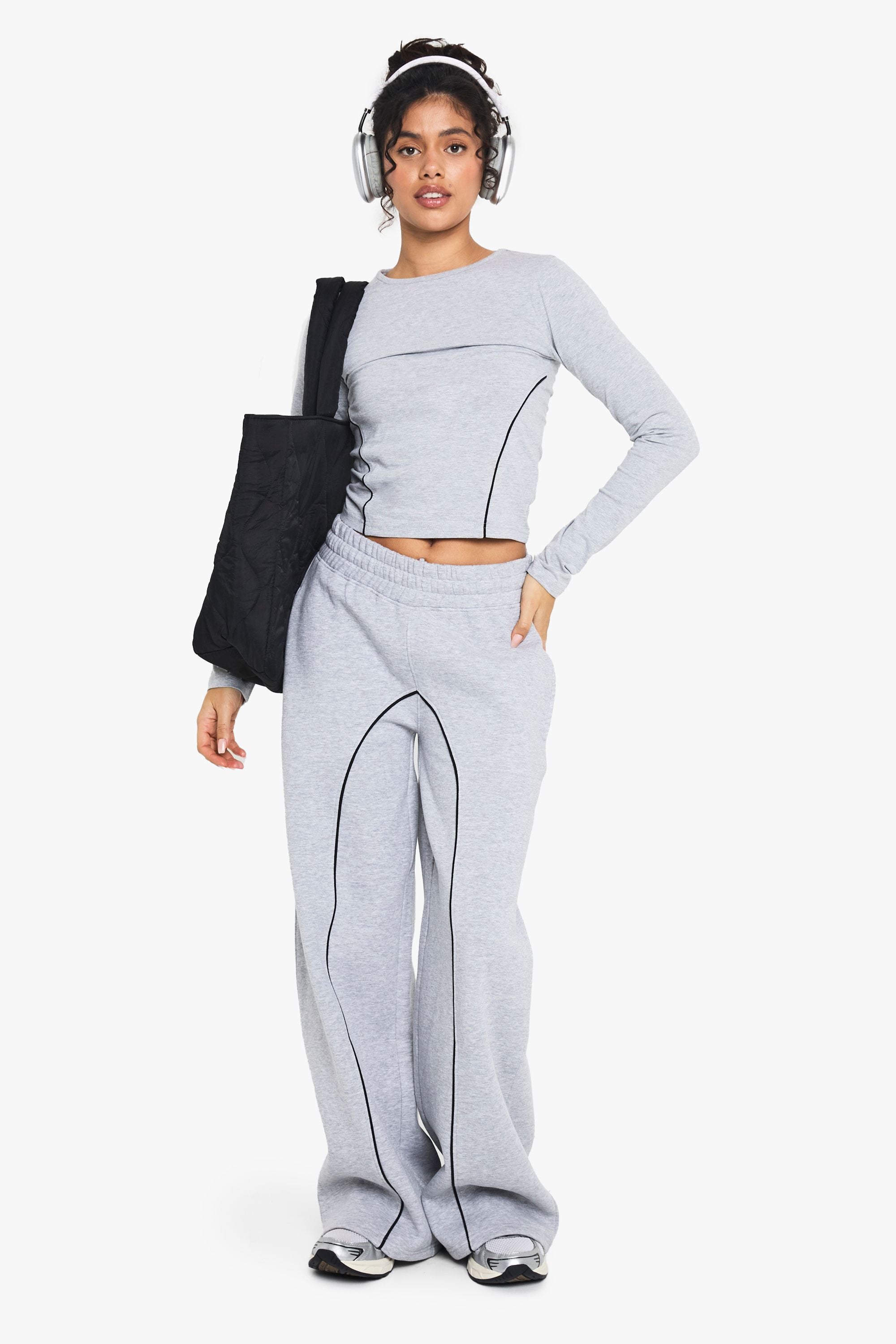 Contrast Piping Detail Long Sleeve Top