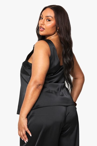 Plus Scoop Neck Top