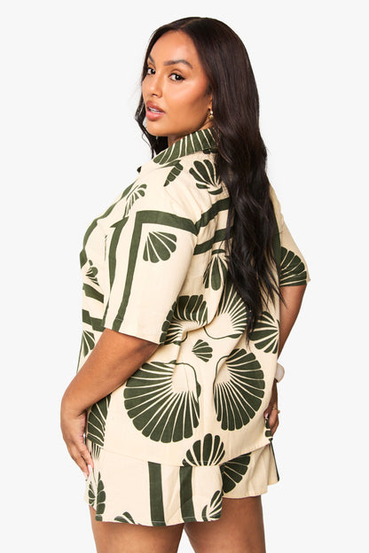 Plus Shell Print Linen Shorts