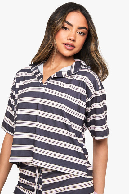 STRIPE COLLARED TOP