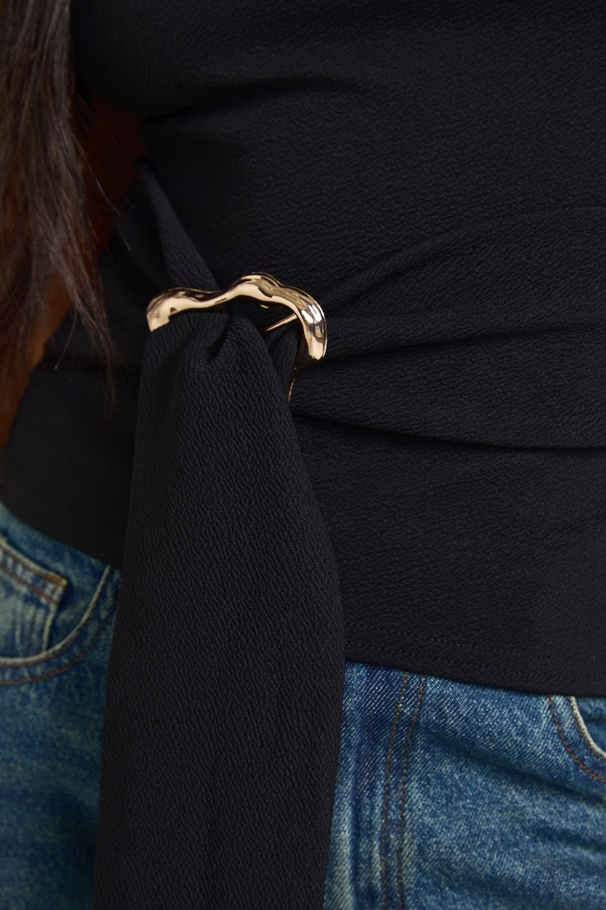 Crepe Grown On Neck Gold Trim Belt Detail Top
