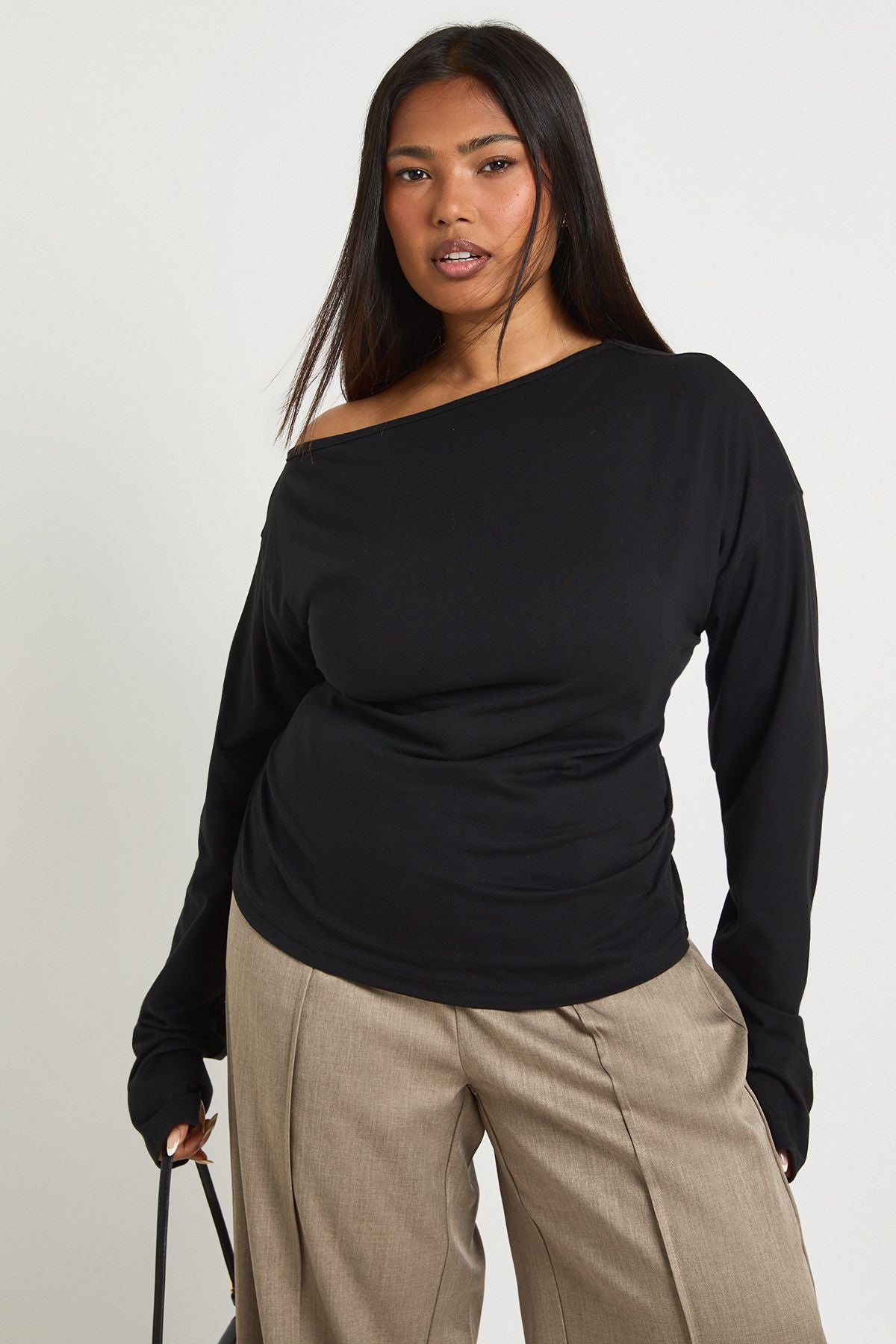 Plus Off The Shoulder Ruched Split Hem Top