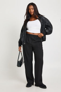 Plus Boohoo Basics Tailored Tapered Trouser
