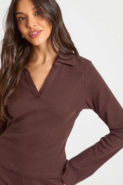 Ribbed open Collar Detail Top