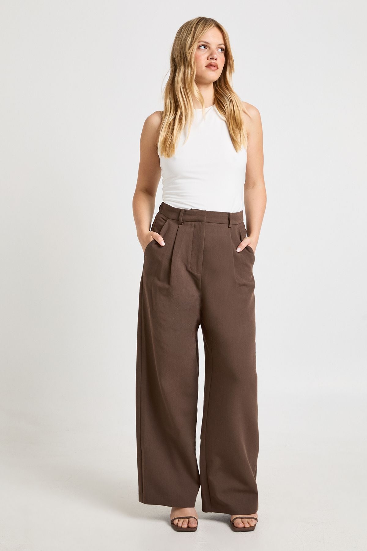 Petite Essential Wide Leg Tailored Trousers