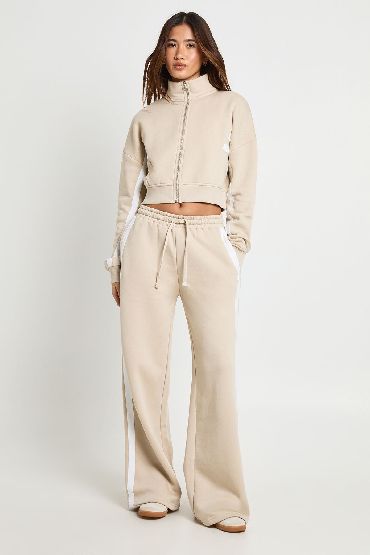 Contrast Striped Funnel Neck Tracksuit