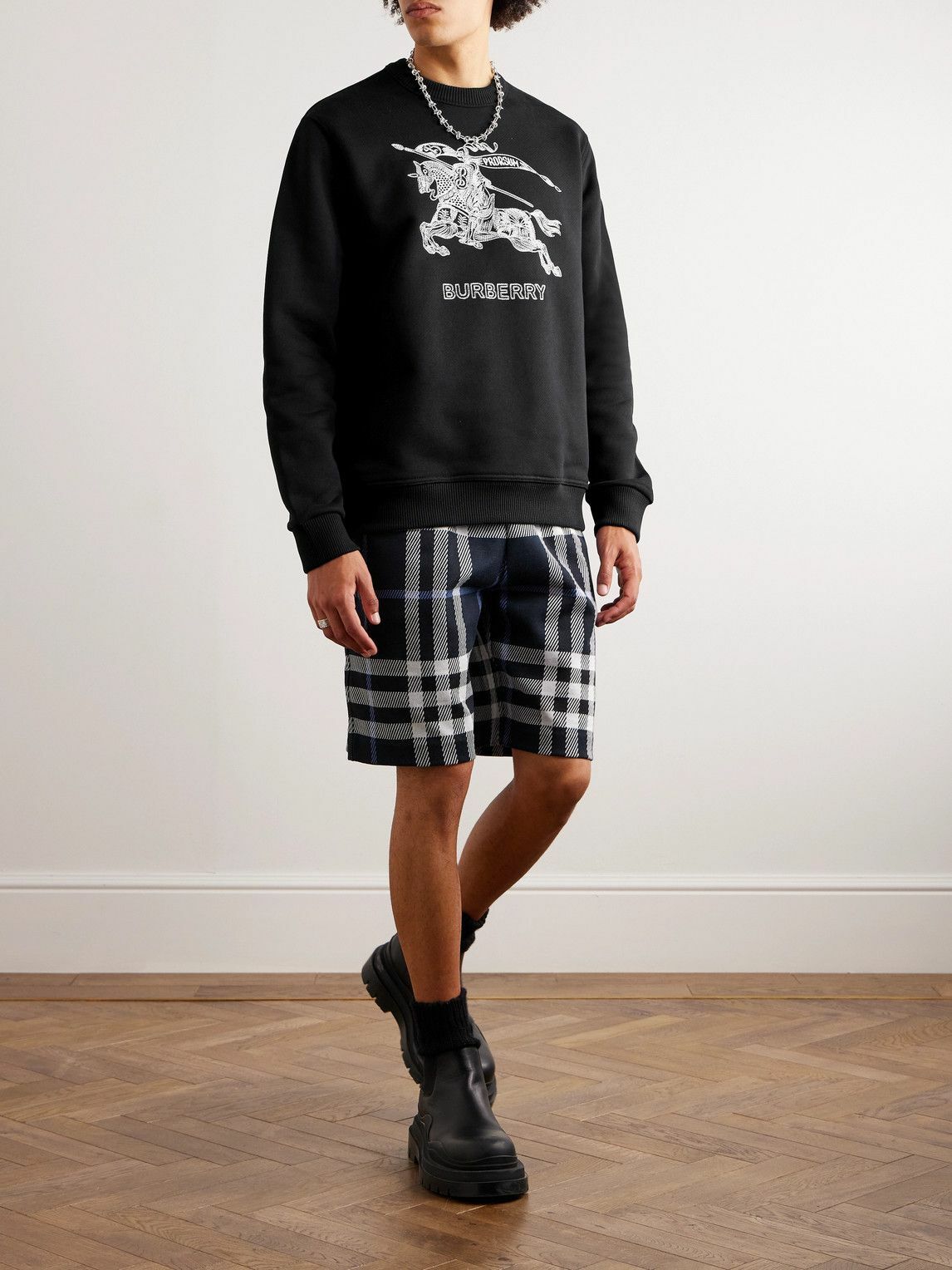 Burberry EKD Knight Embroidered Logo Sweatshirt in Black