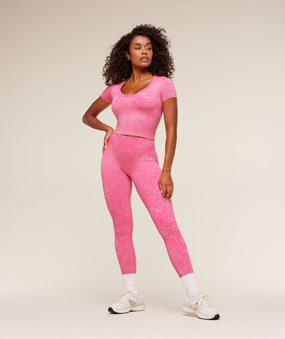 Gymshark Adapt Animal X Whitney Short Sleeve Top - Electric Pink /  Sorbet Yellow