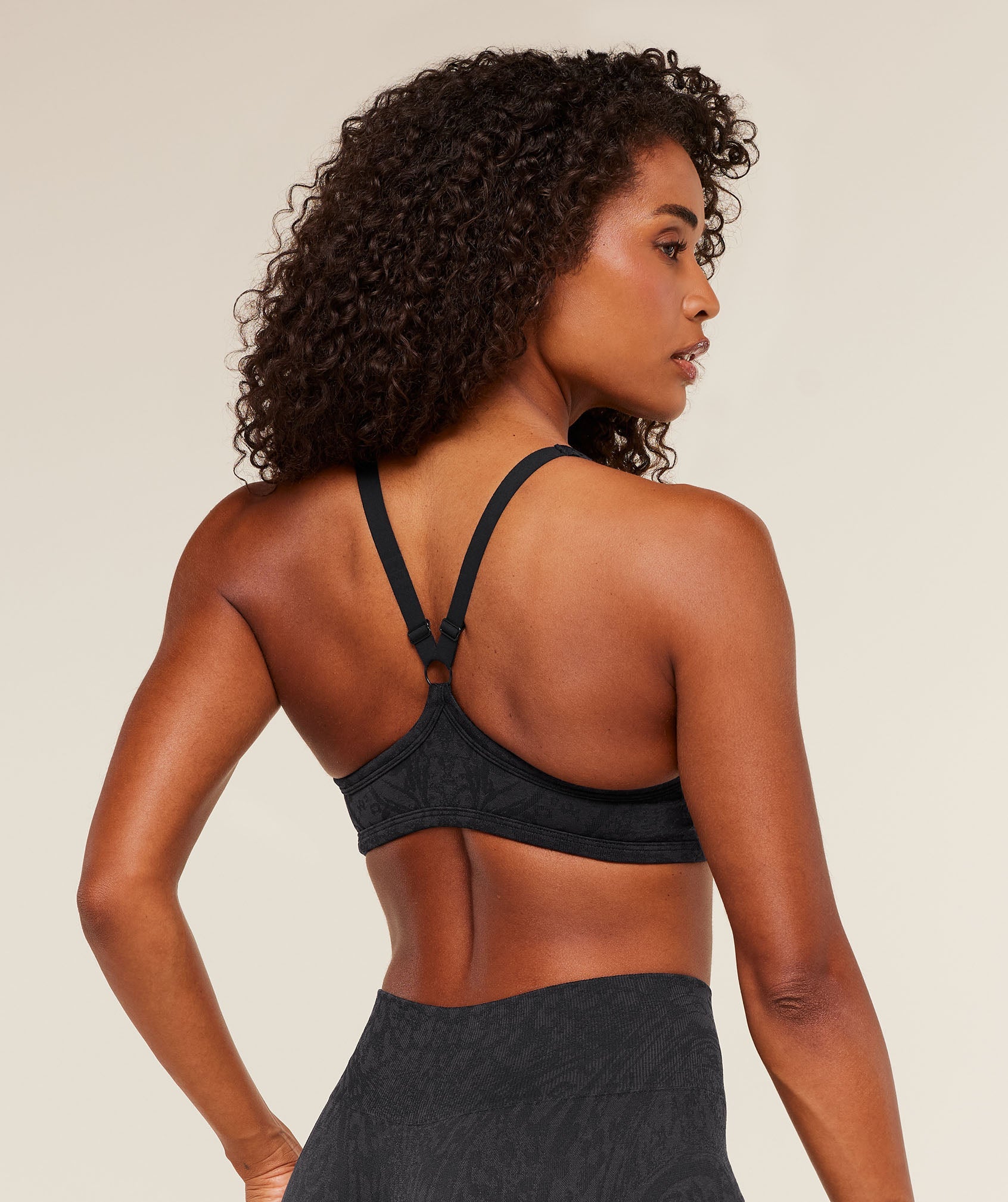 Gymshark Adapt Animal X Whitney Sports Bra - Black /  Asphalt Grey