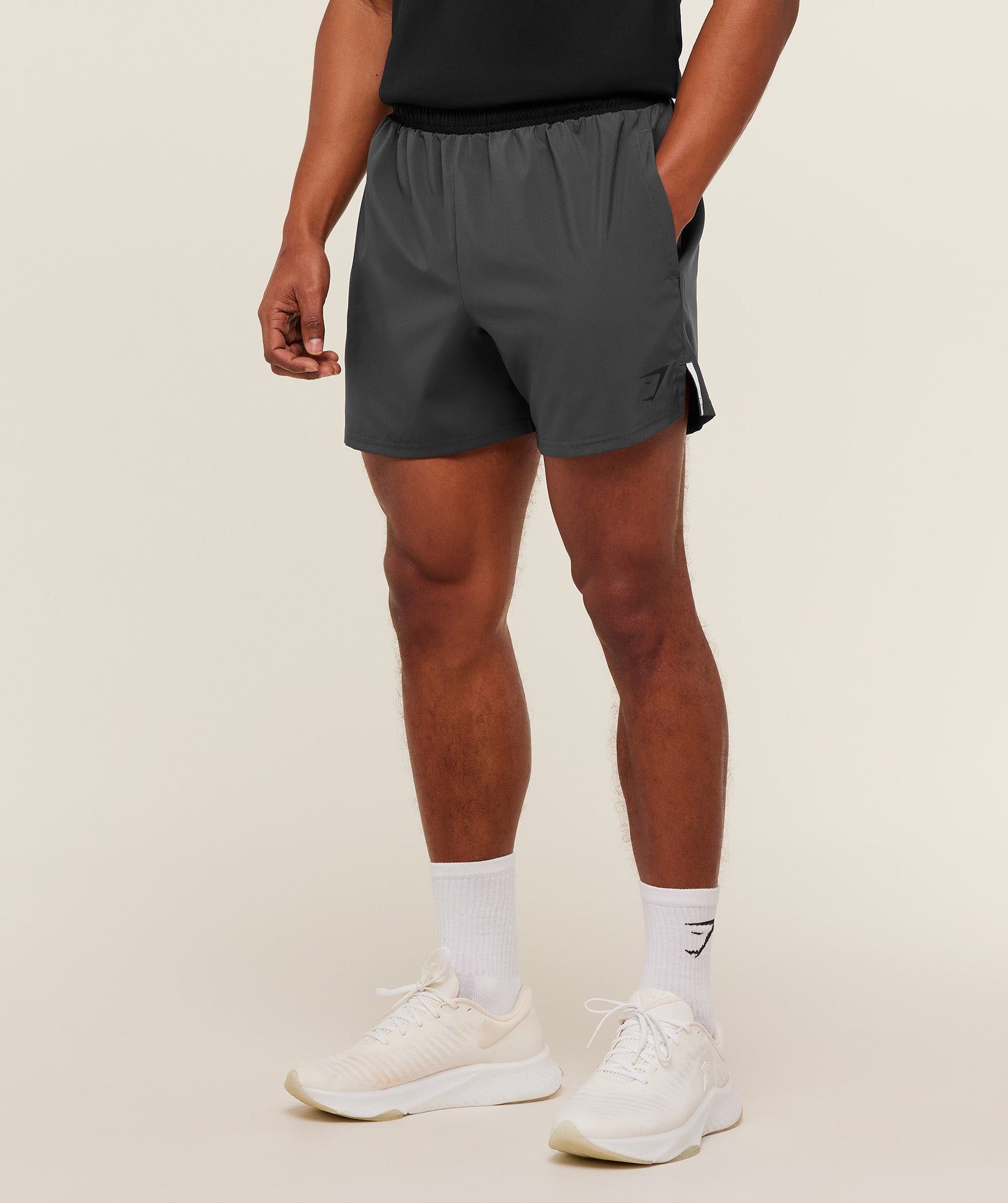 Gymshark Arrival Contrast Shorts - GS Onyx Grey/GS Black