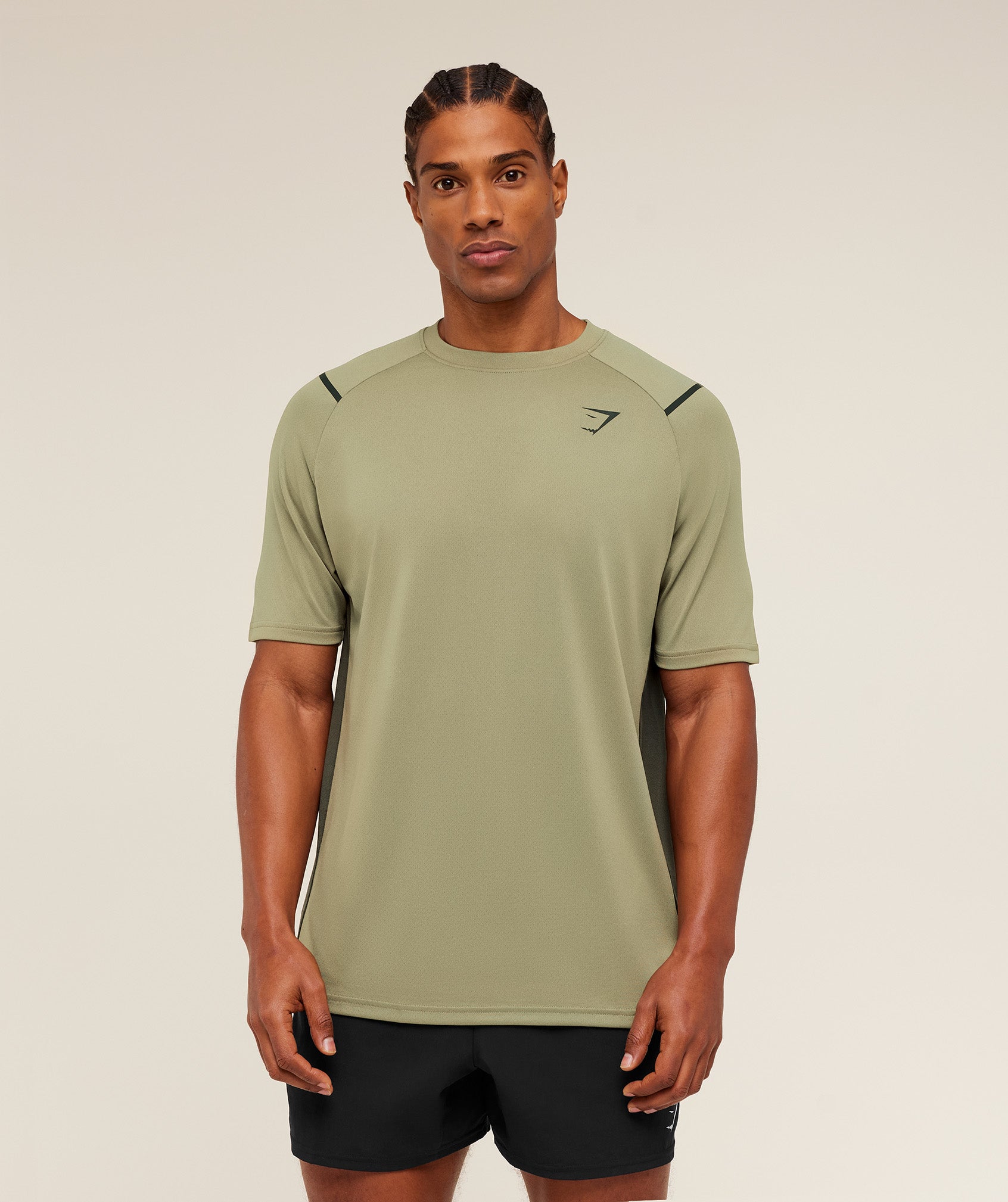 Gymshark Arrival Contrast T-Shirt -  Grounded Green /  Strength Green