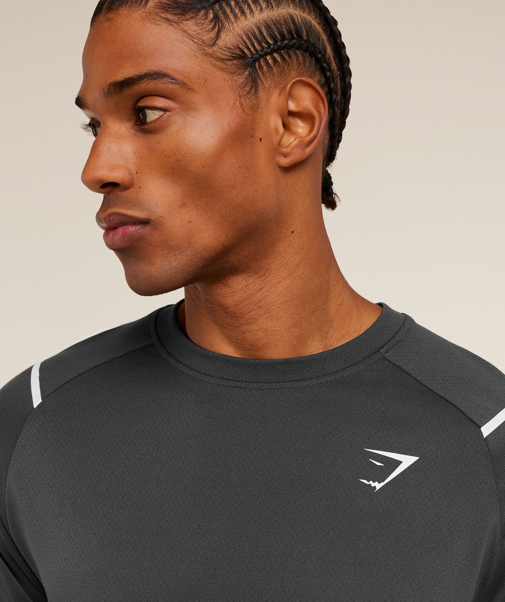 Gymshark Arrival Contrast T-Shirt - GS Onyx Grey/GS Black