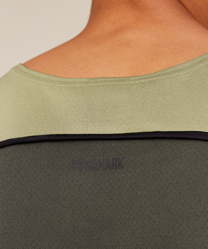 Gymshark Arrival Contrast Tank -  Grounded Green /  Strength Green