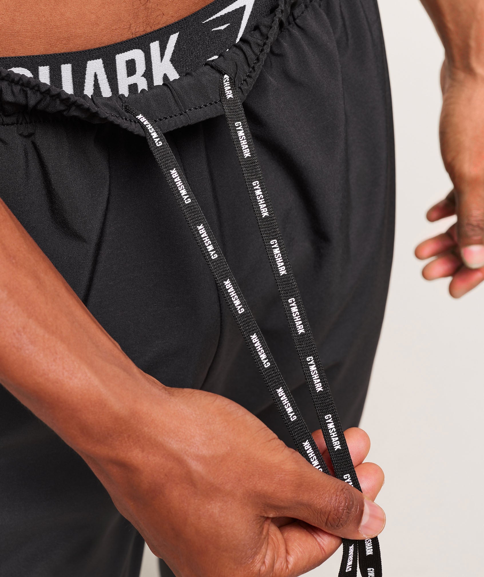 Gymshark Arrival Woven Tall Joggers - Black