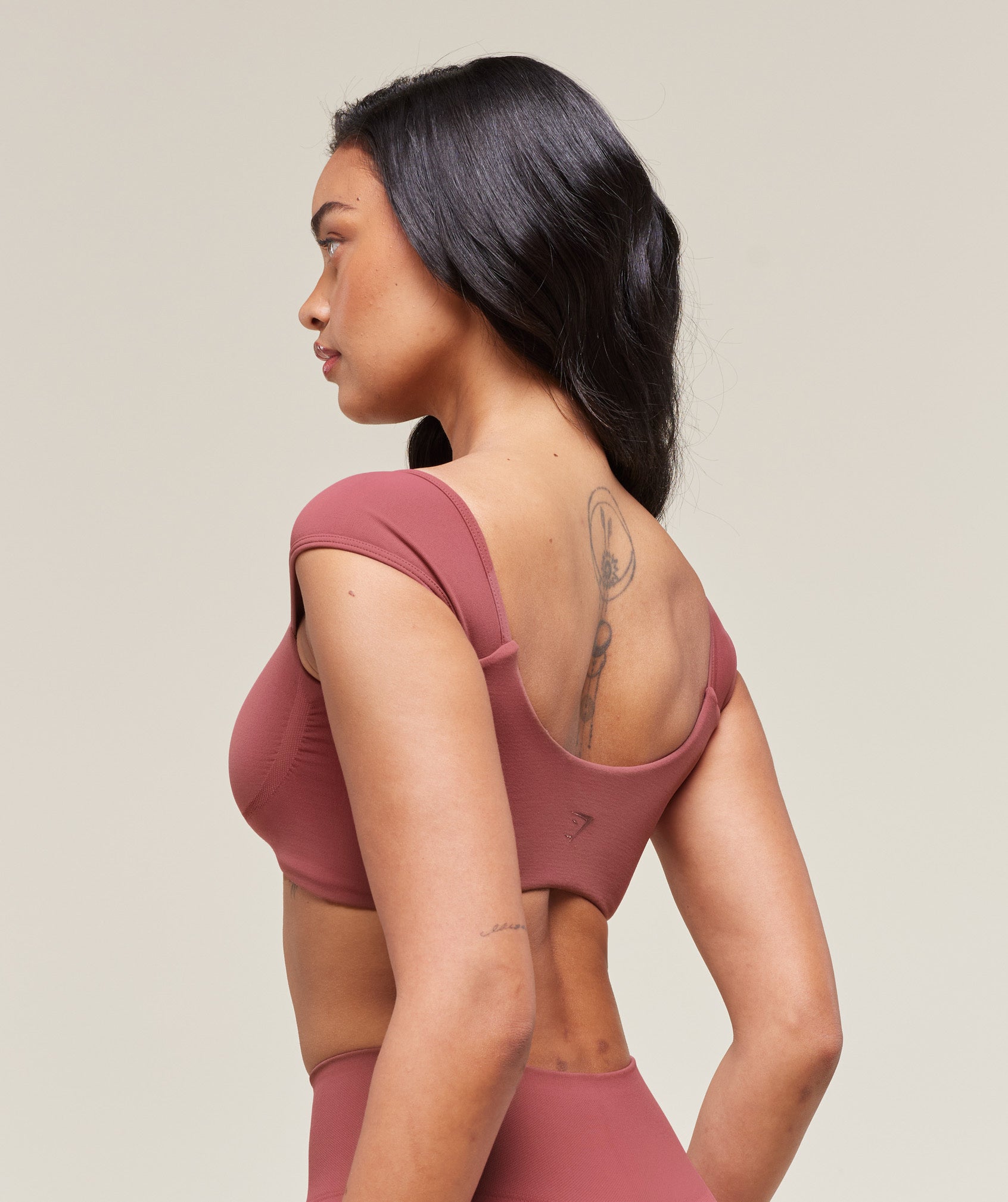 Gymshark Soft Sculpt Cap Sleeve Bralette - Washed Berry Pink