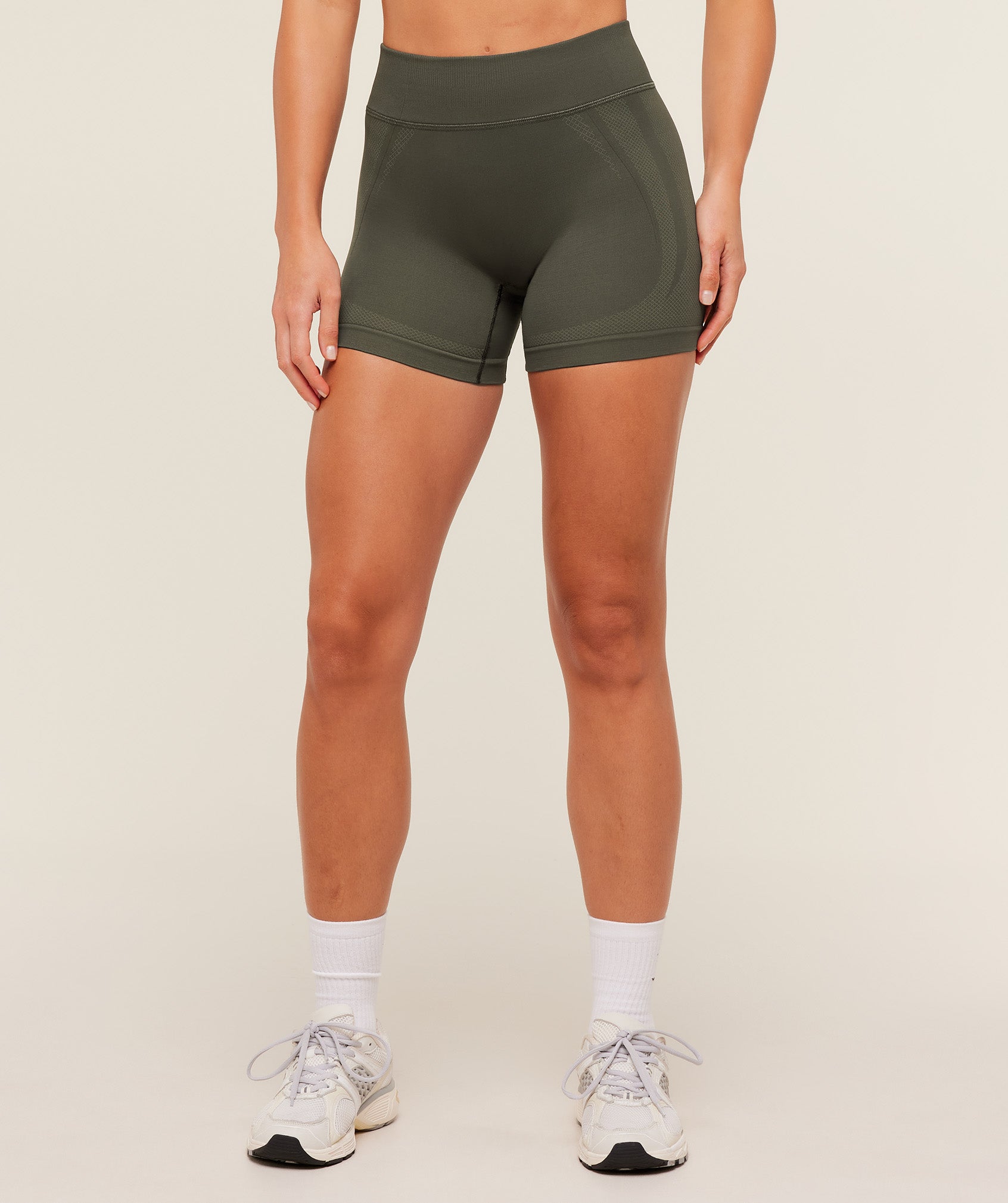 Gymshark Weekend Seamless Shorts -  Strength Green /  Grounded Green