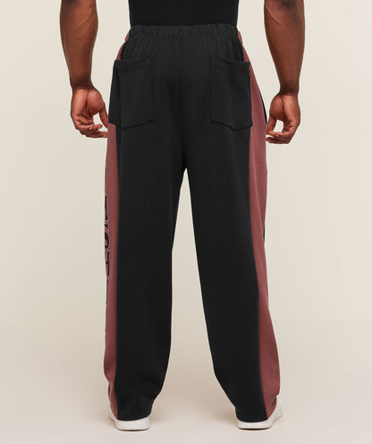 Gymshark Straight Leg Tracksuit Pant - Black/Burgundy Brown