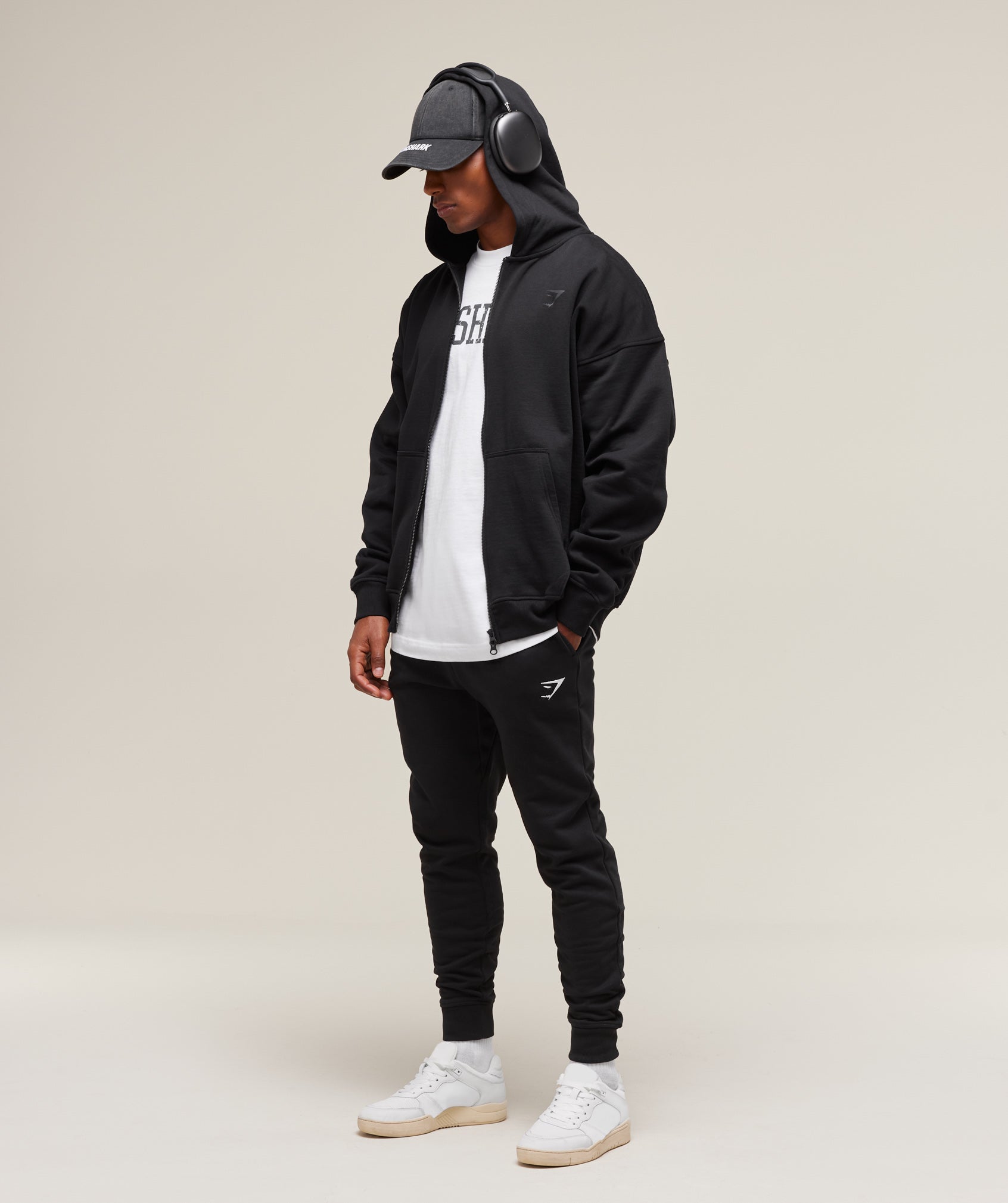 Gymshark Crest Joggers - Black