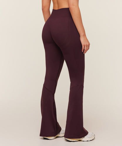 Gymshark Everyday Seamless Flared Legging 2.0 - GS Cherry Purple