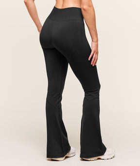 Gymshark Everyday Seamless Flared Leggings - Black