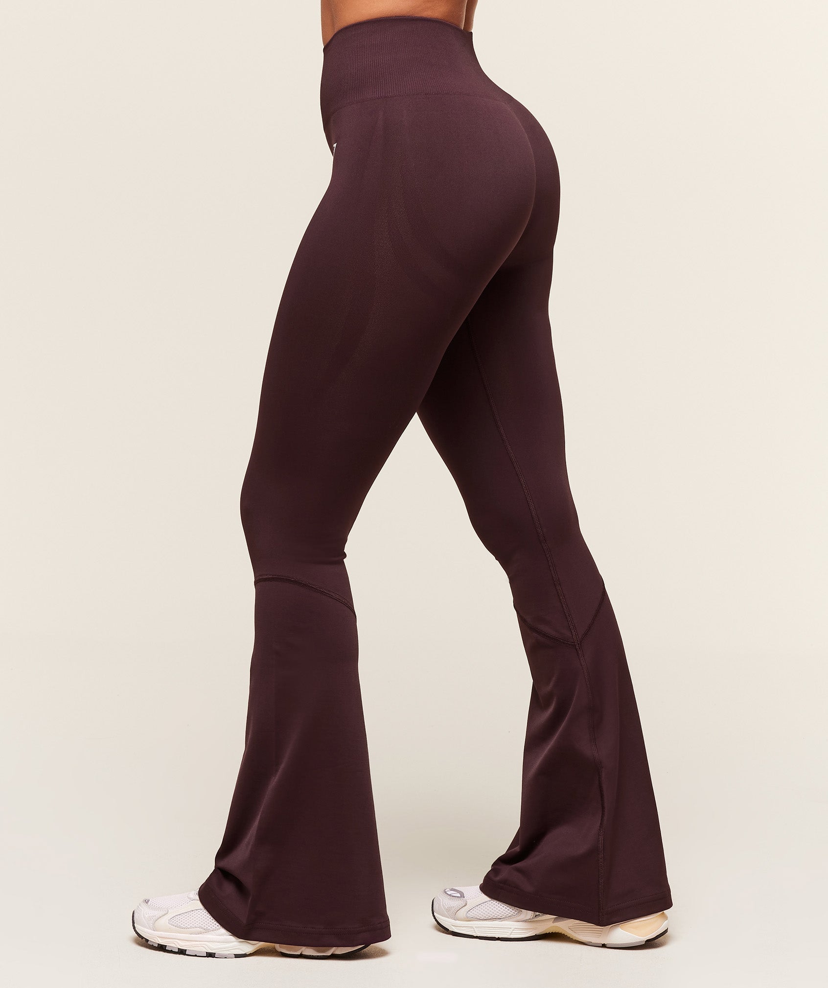 Gymshark Everyday Seamless Flared Leggings - Cherry Purple