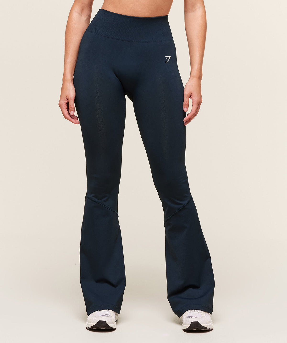 Gymshark Everyday Seamless Flared Leggings - Navy