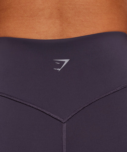 Gymshark Flow Bodyfit Short - Midnight Purple
