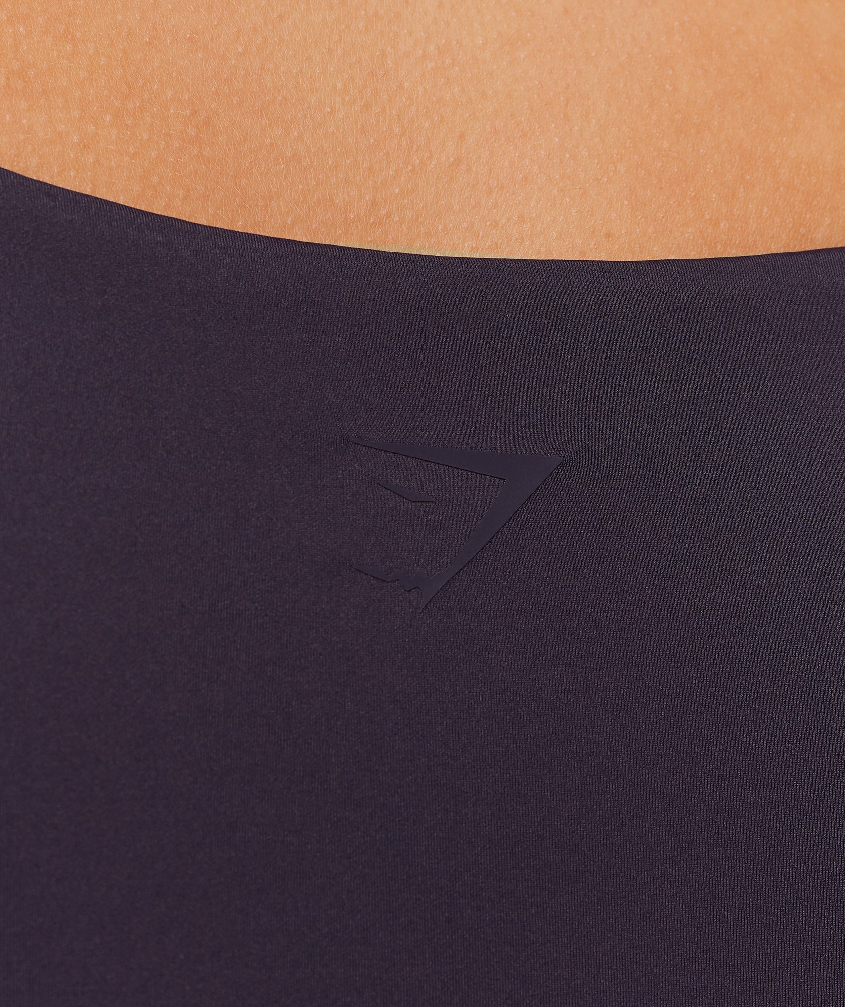 Gymshark Flow Long Sleeve Crop Top with Cups - Midnight Purple