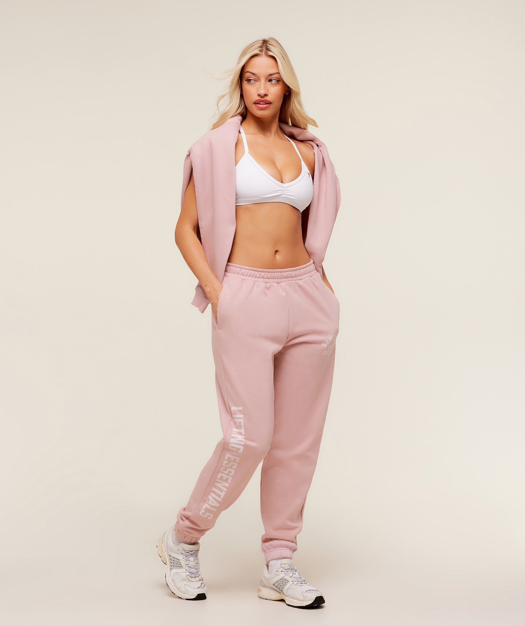 Gymshark Lifting Essentials Joggers - Cloud Pink