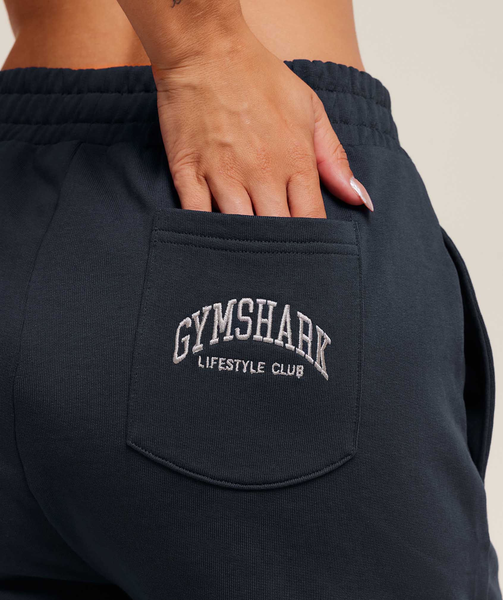 Gymshark Collegiate Graphic Short - Heavy Blue