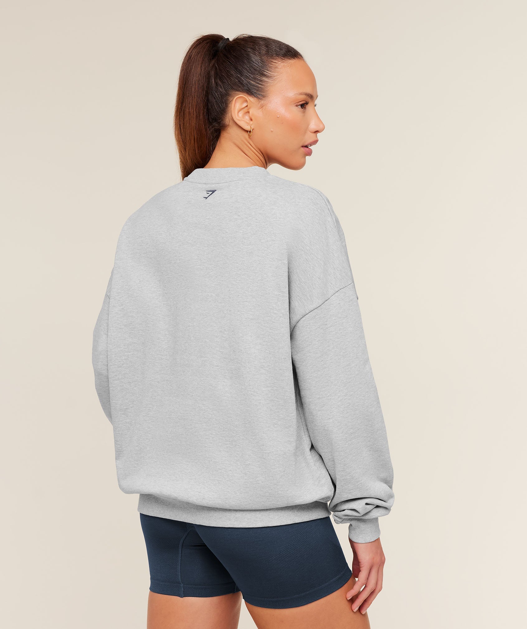 Gymshark Collegiate Graphic Crew Neck Pullover - Light Grey Core Marl