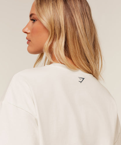 Gymshark Collegiate Graphic T-Shirt - GS Soft White