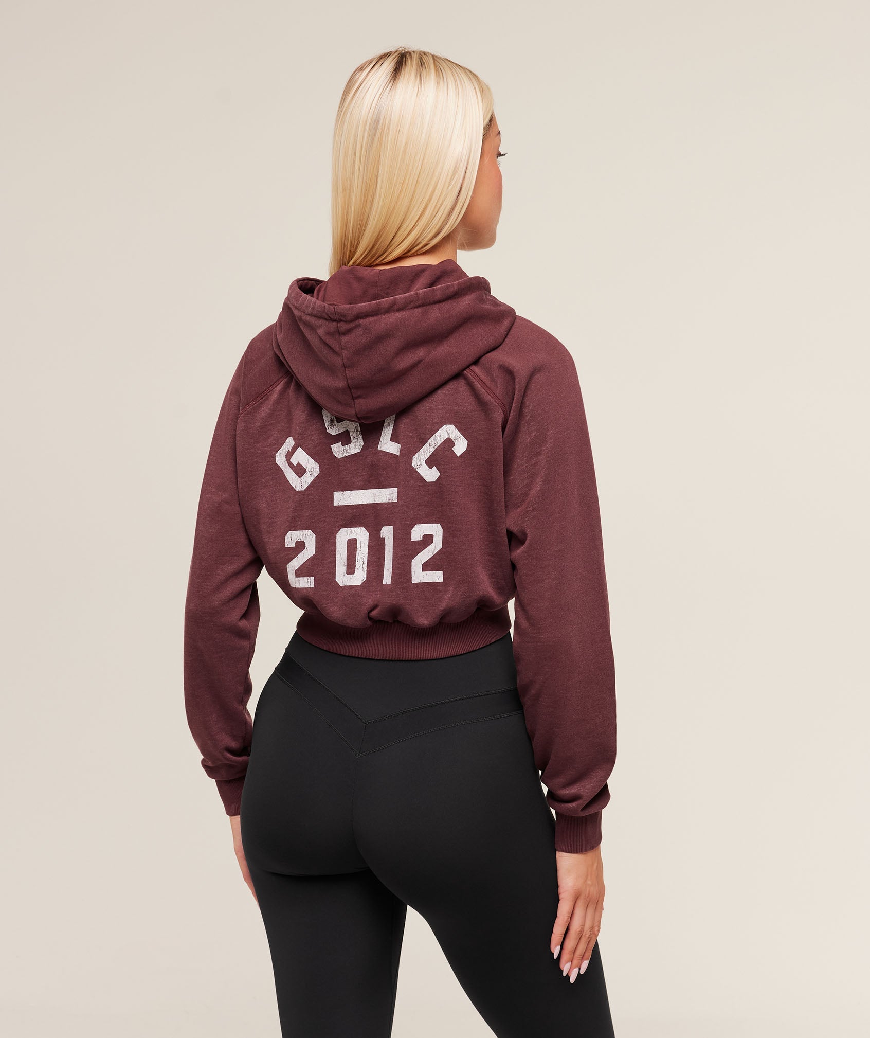 Gymshark Gymshark Lifting Club 2012 Graphic Cropped Hoodie - Rich Maroon/Wash